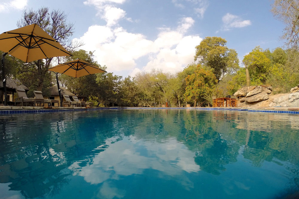 Tuli Safari Lodge Lentswelemoriti Esterno foto